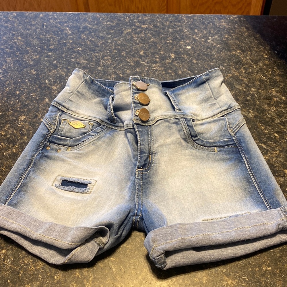 Zagi shorts